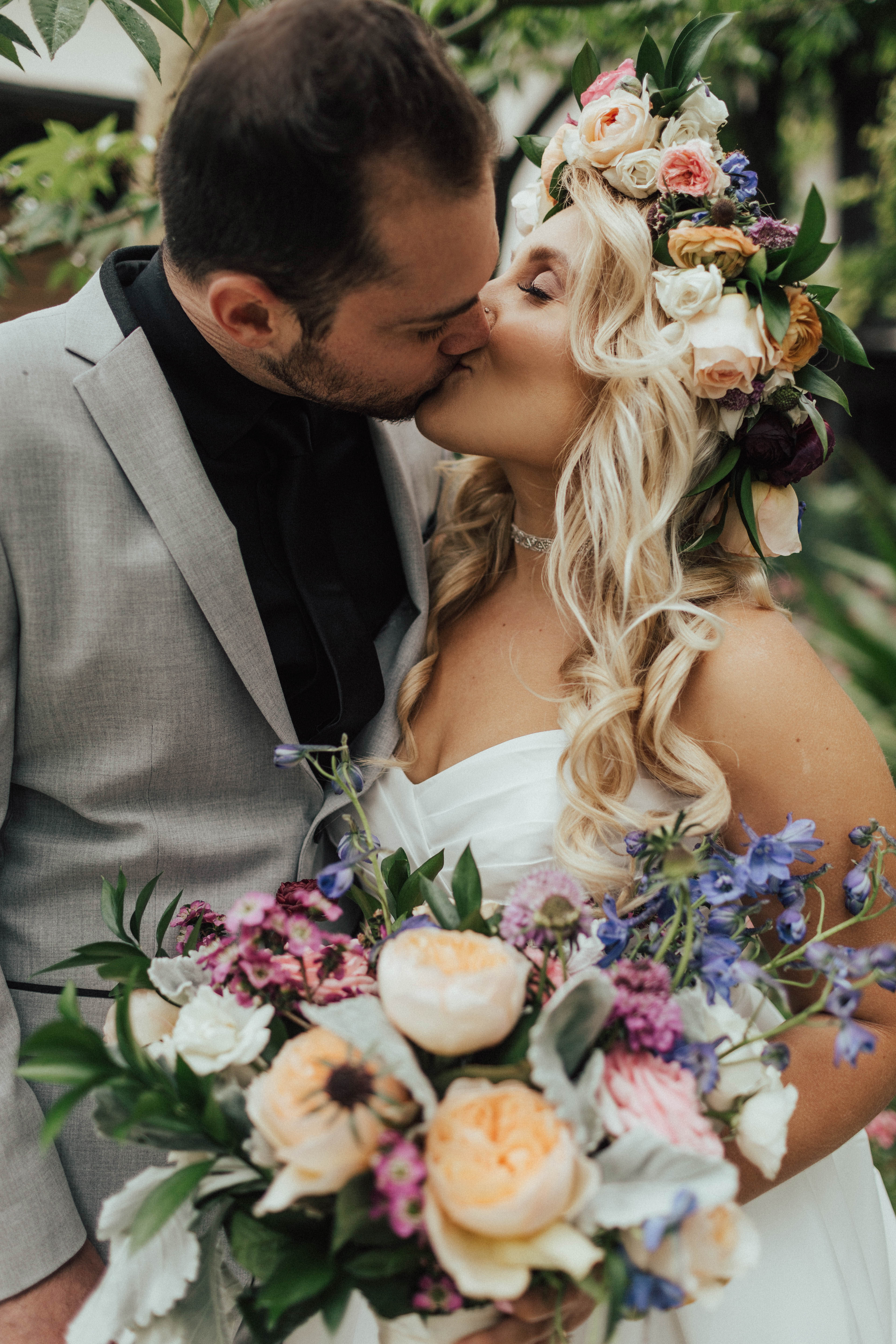 A colorful greenhouse wedding at the five crowns in Corona Del Mar and Crystal cove, California