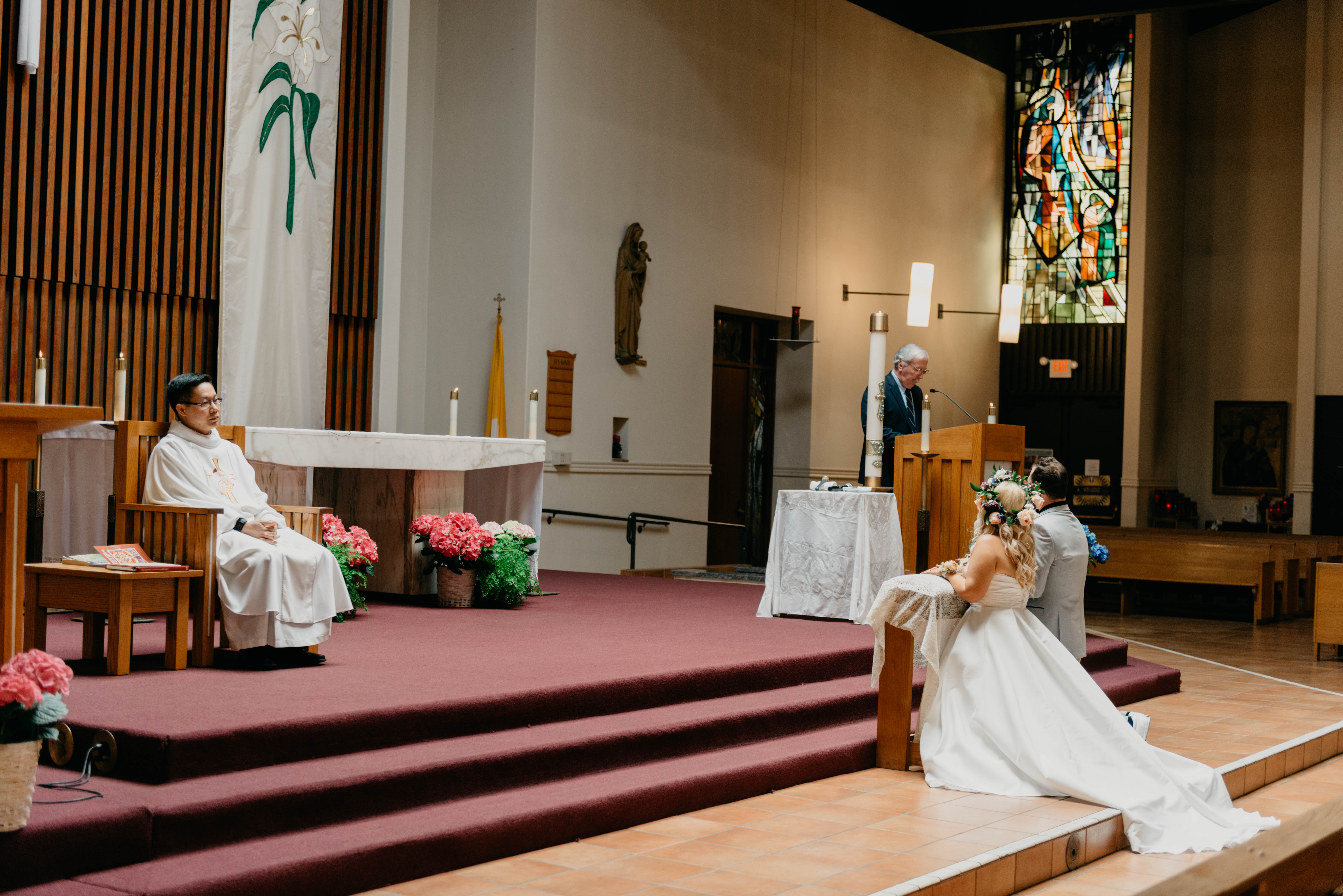 A colorful greenhouse wedding at the five crowns in Corona Del Mar and Crystal cove, California