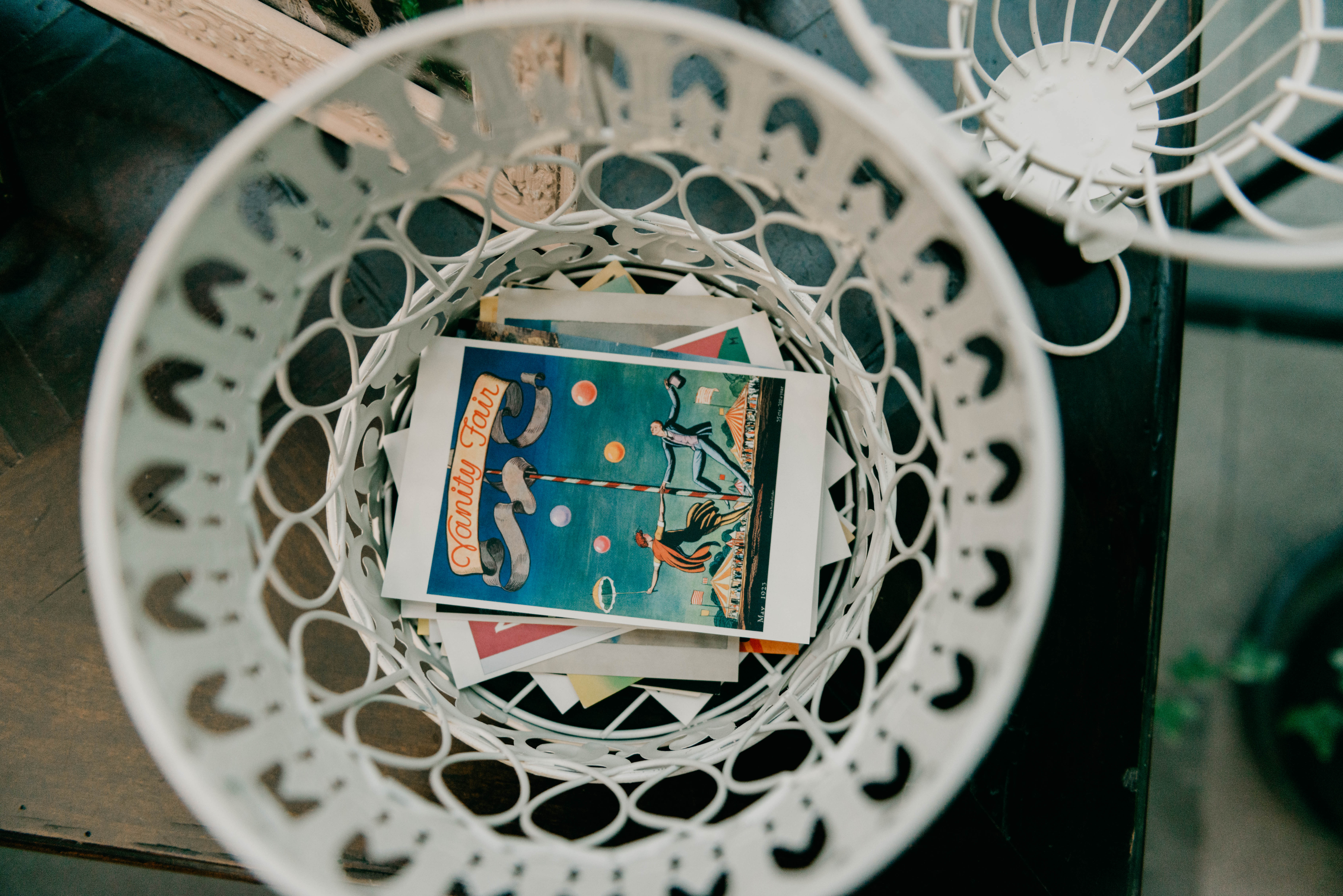 A colorful greenhouse wedding at the five crowns in Corona Del Mar and Crystal cove, California