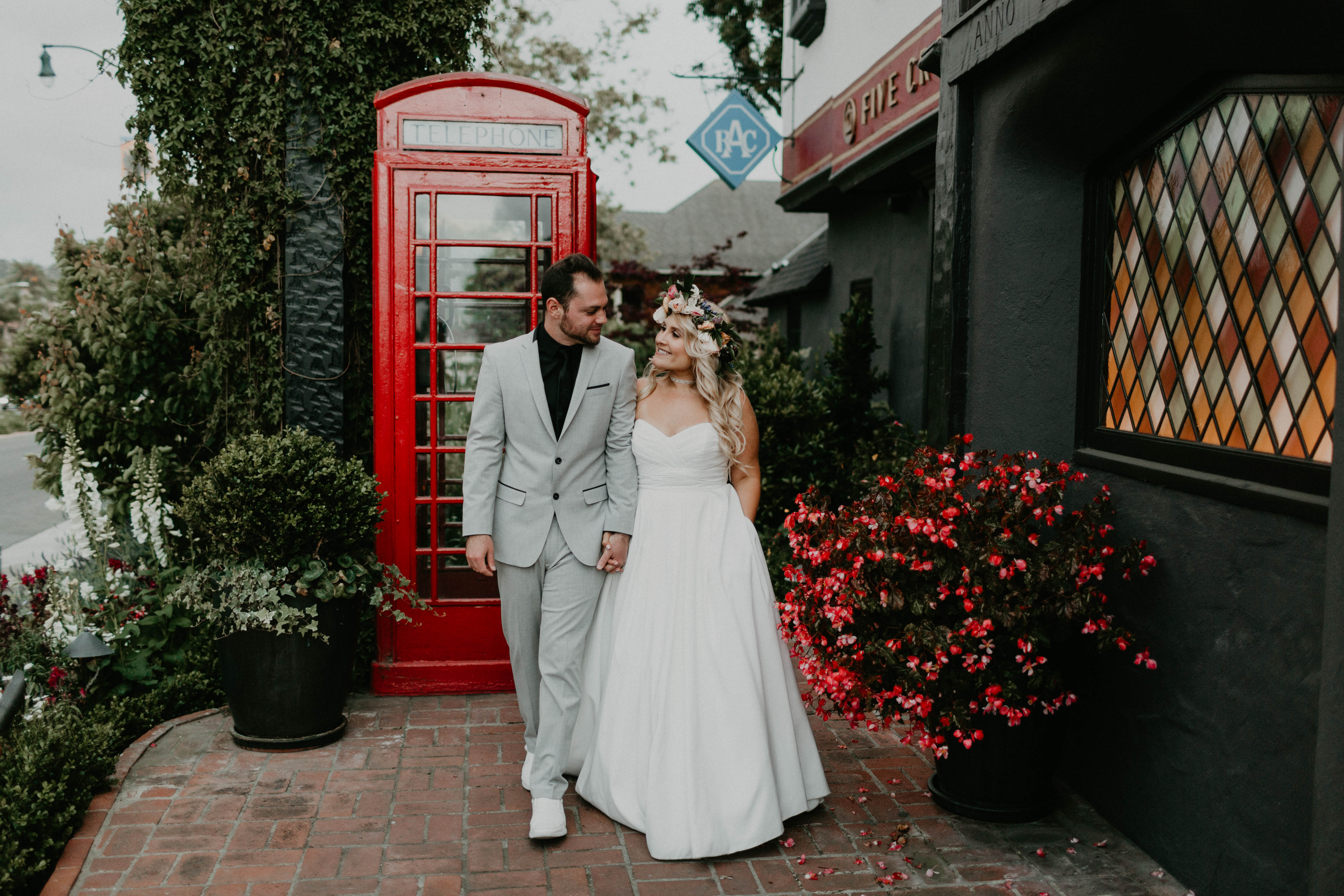 A colorful greenhouse wedding at the five crowns in Corona Del Mar and Crystal cove, California