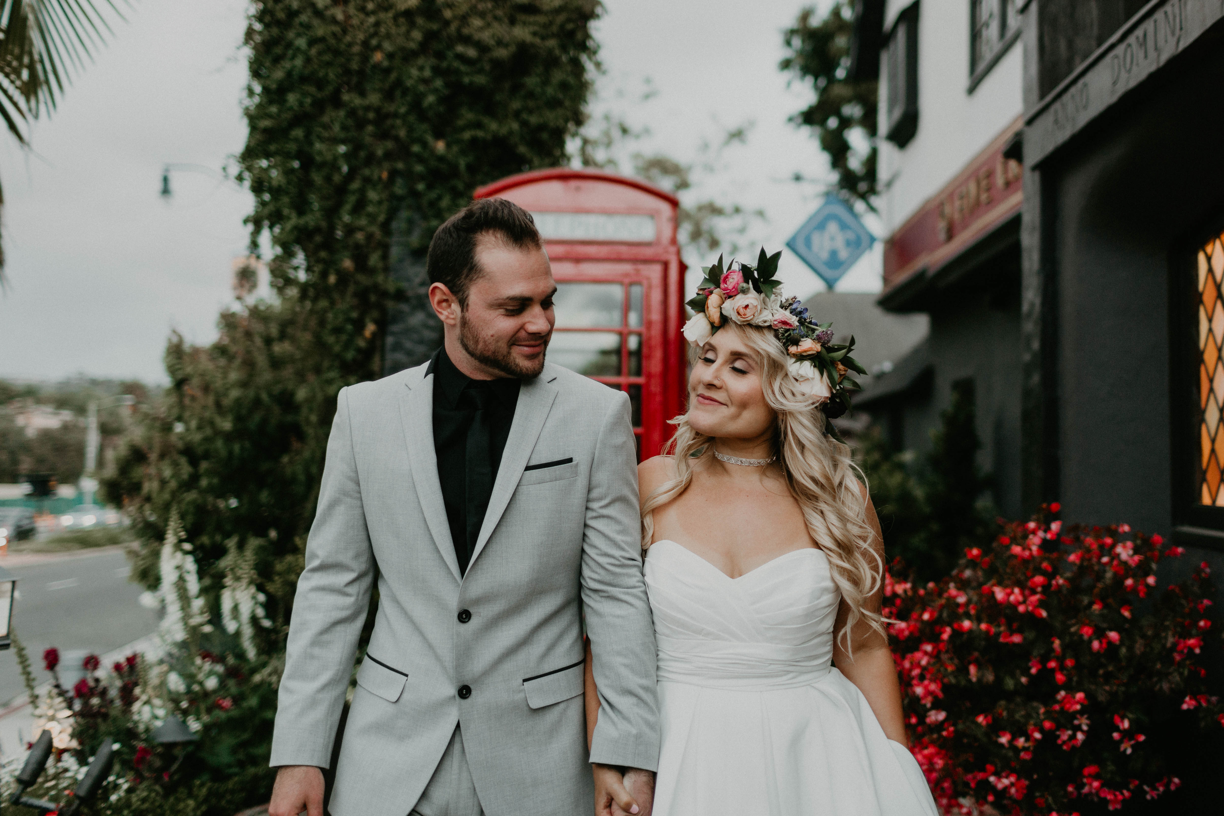 A colorful greenhouse wedding at the five crowns in Corona Del Mar and Crystal cove, California