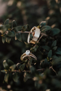 Modern Classic Paradise Valley Country Club Wedding in Arizona by Kadi Tobin Photography