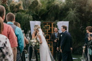 An Elegant and Classy Palm Springs Wedding at le Parker Meridian by a California Wedding Photographer Kadi Tobin