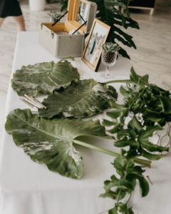 An Elegant and Classy Palm Springs Wedding at le Parker Meridian by a California Wedding Photographer Kadi Tobin