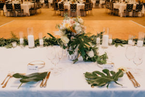 An Elegant and Classy Palm Springs Wedding at le Parker Meridian by a California Wedding Photographer Kadi Tobin