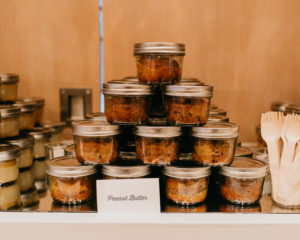 An Elegant and Classy Palm Springs Wedding at le Parker Meridian by a California Wedding Photographer Kadi Tobin