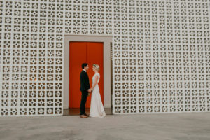 An Elegant and Classy Palm Springs Wedding at le Parker Meridian by a California Wedding Photographer Kadi Tobin