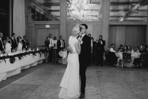 An Elegant and Classy Palm Springs Wedding at le Parker Meridian by a California Wedding Photographer Kadi Tobin