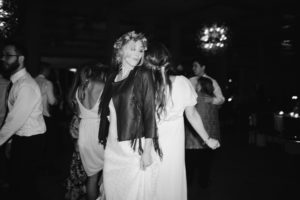 An Elegant and Classy Palm Springs Wedding at le Parker Meridian by a California Wedding Photographer Kadi Tobin