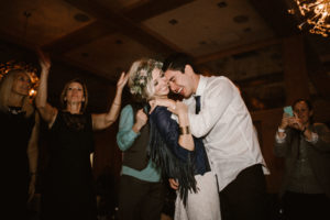 An Elegant and Classy Palm Springs Wedding at le Parker Meridian by a California Wedding Photographer Kadi Tobin