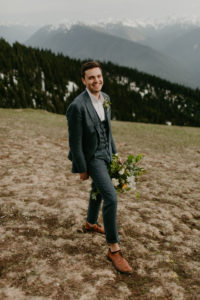 A wild and adventurous wedding at Hurricane Ridge in Olympic National Park by Kadi Tobin