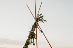 A western and bohemian wedding in Joshua Tree by Kadi Tobin Photography