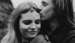 A rainy ruby beach engagement session in Olympic National Park, Washington by Kadi Tobin Photography