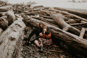 A rainy ruby beach engagement session in Olympic National Park, Washington by Kadi Tobin Photography