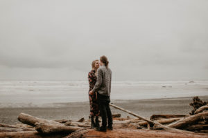 A rainy ruby beach engagement session in Olympic National Park, Washington by Kadi Tobin Photography