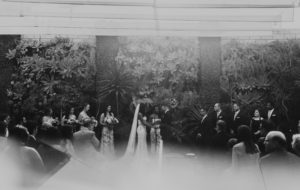A modern romantic and edgy wedding at the smog shoppe by Los Angeles Wedding Photographer Kadi Tobin