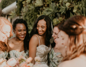 A modern romantic and edgy wedding at the smog shoppe by Los Angeles Wedding Photographer Kadi Tobin