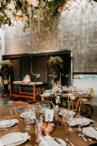 A modern romantic and edgy wedding at the smog shoppe by Los Angeles Wedding Photographer Kadi Tobin