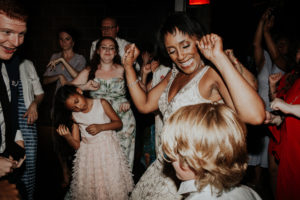 A modern romantic and edgy wedding at the smog shoppe by Los Angeles Wedding Photographer Kadi Tobin