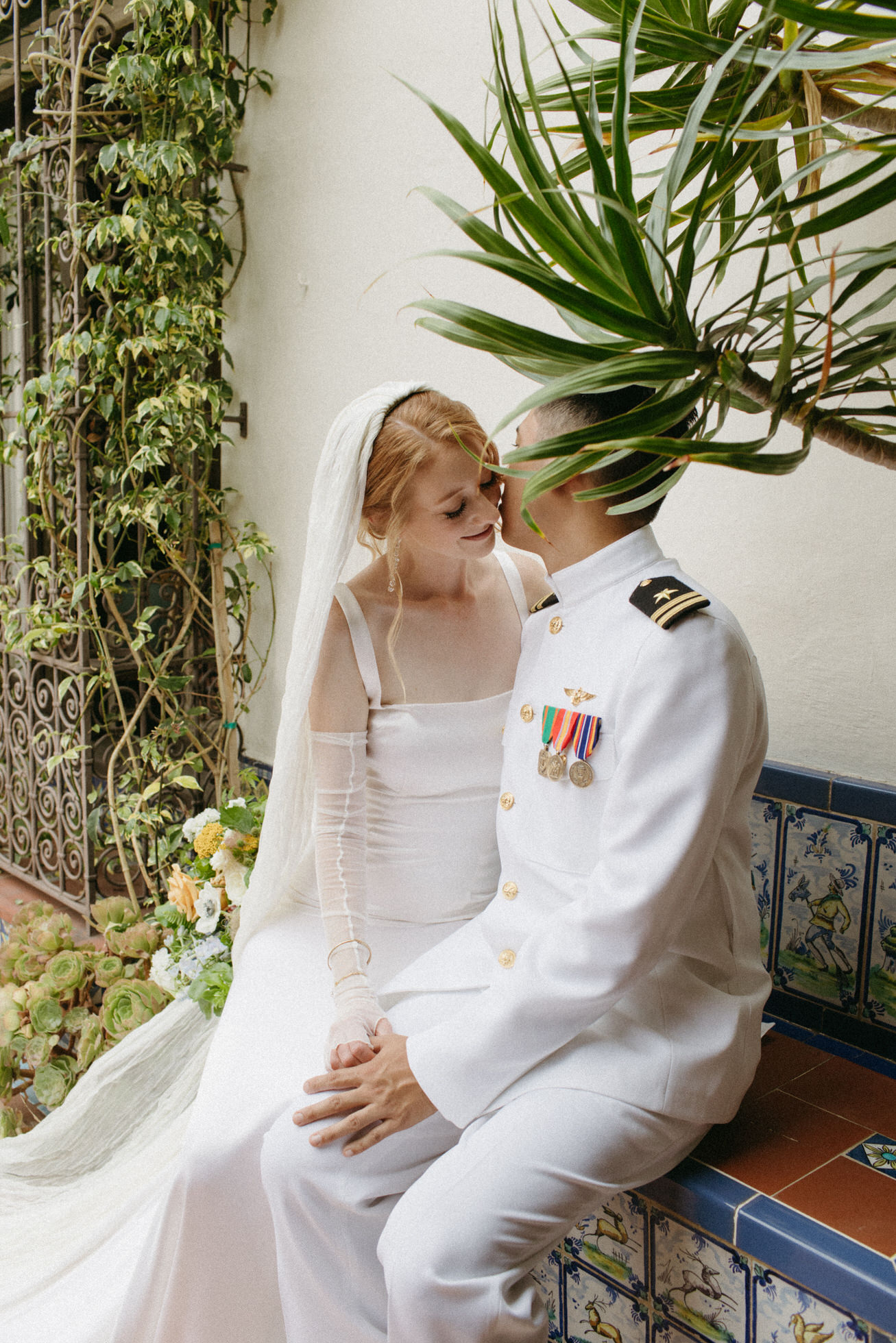 Effortlessly Chic Wedding At The Darlington House In San Diego Kadi Tobin 9888